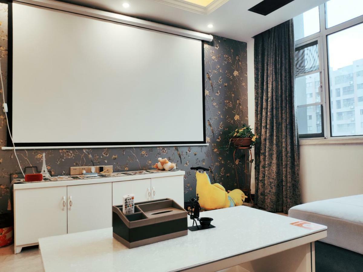 Line 2 Apartment Wuhan Exterior foto